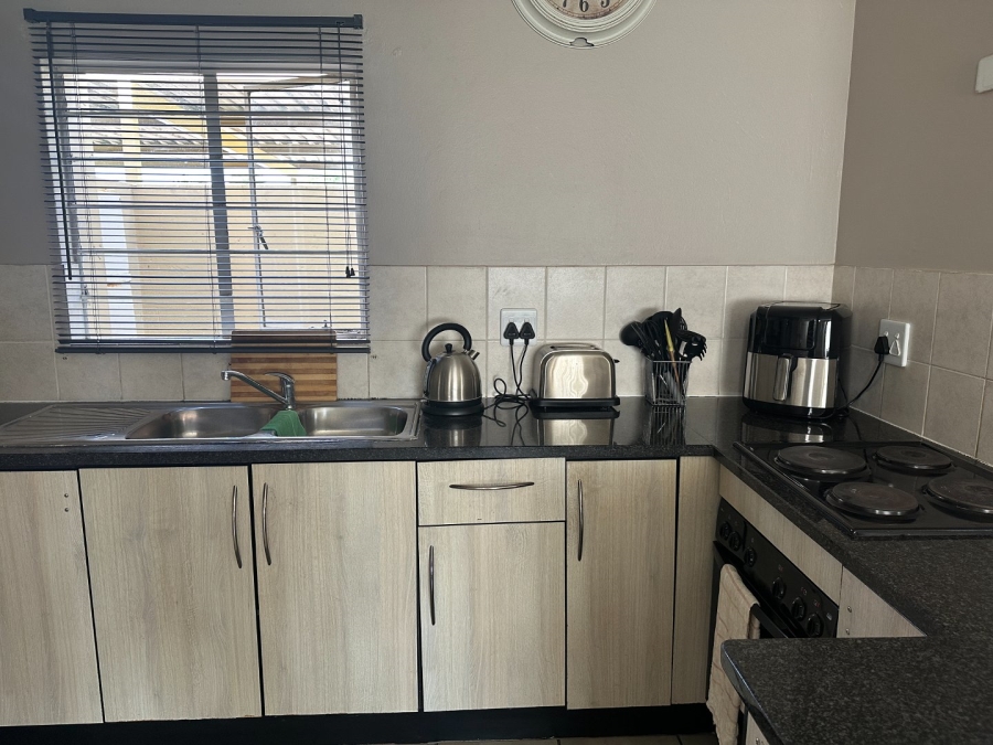 2 Bedroom Property for Sale in North Riding AH Gauteng