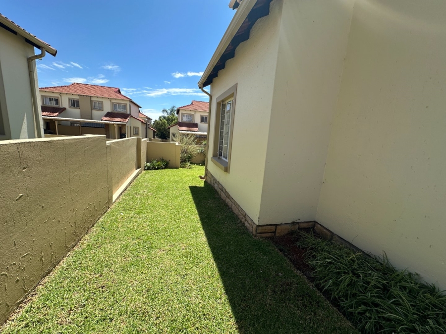 2 Bedroom Property for Sale in North Riding AH Gauteng