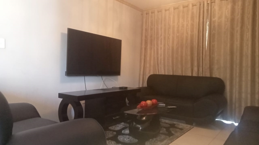 2 Bedroom Property for Sale in Noordwyk Gauteng