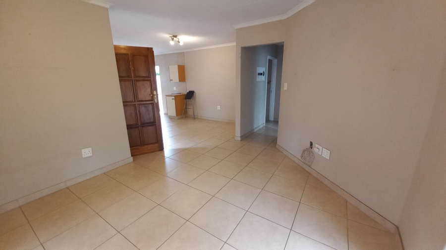 2 Bedroom Property for Sale in Breaunanda Gauteng