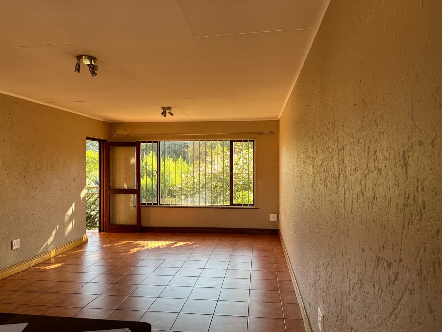 2 Bedroom Property for Sale in Fairland Gauteng