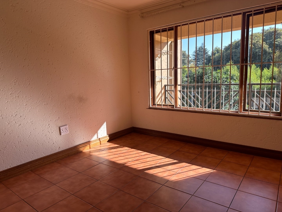 2 Bedroom Property for Sale in Fairland Gauteng