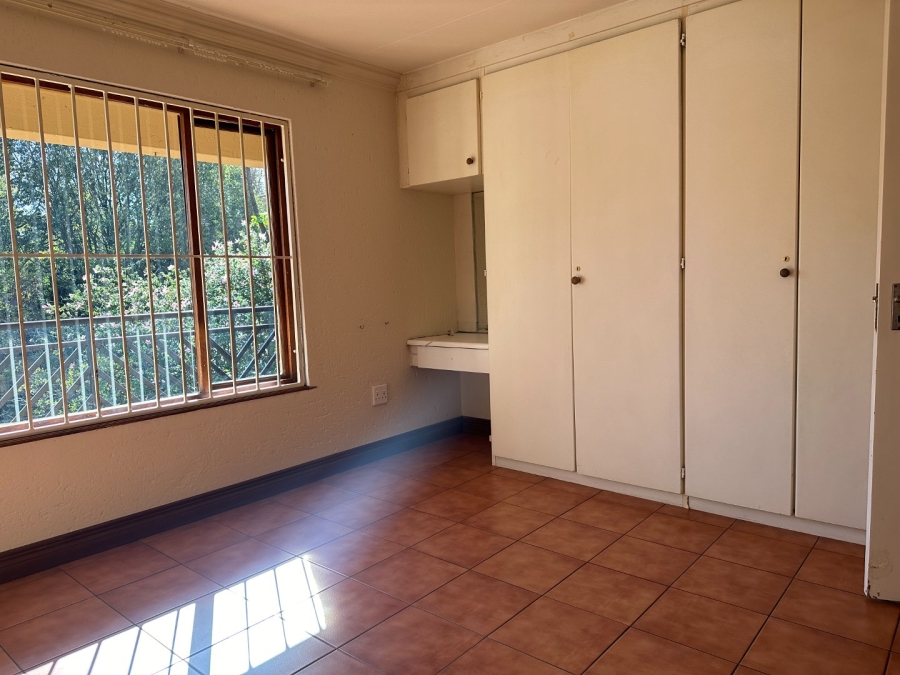 2 Bedroom Property for Sale in Fairland Gauteng