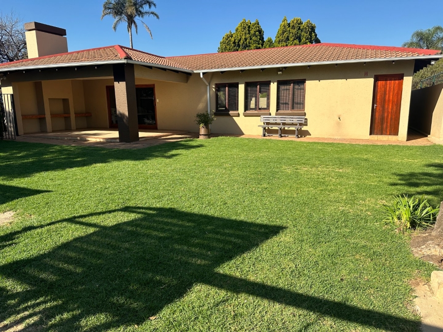 2 Bedroom Property for Sale in Fairland Gauteng