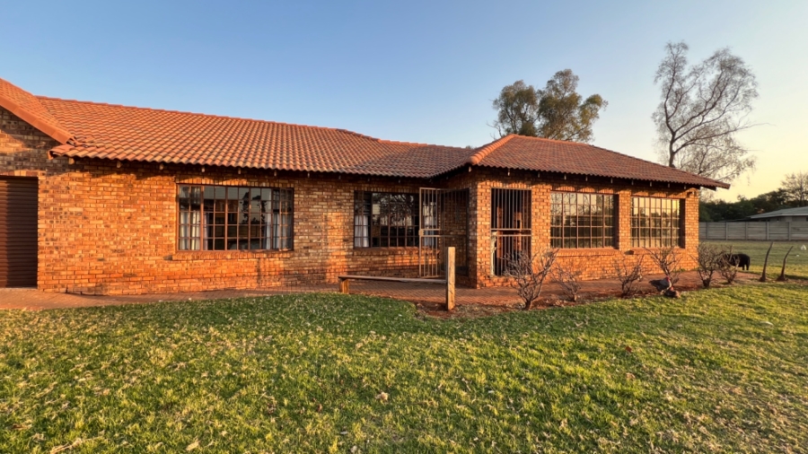 3 Bedroom Property for Sale in Benoni AH Gauteng