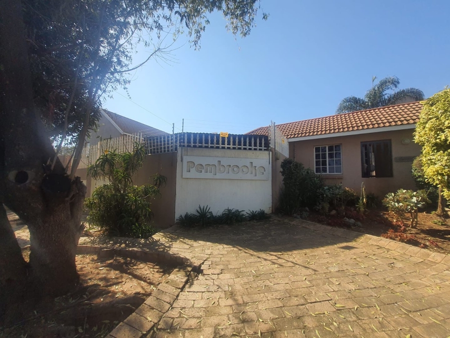 2 Bedroom Property for Sale in Radiokop Gauteng