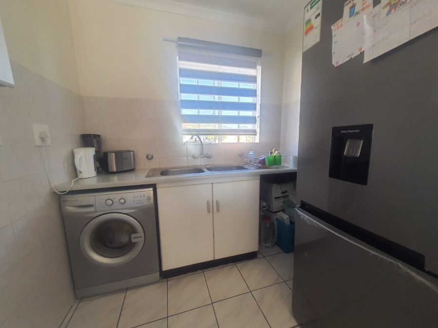 2 Bedroom Property for Sale in Radiokop Gauteng