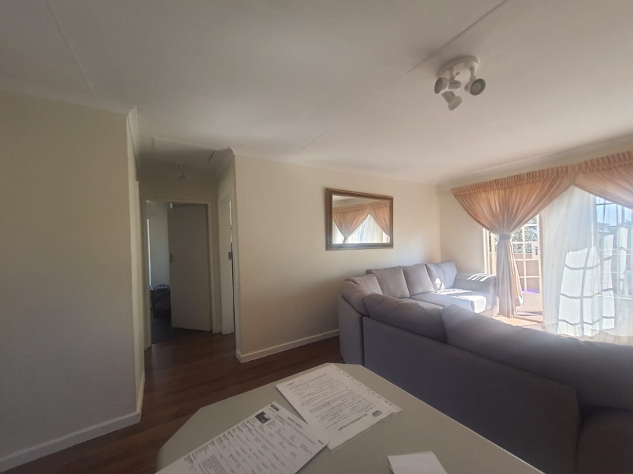 2 Bedroom Property for Sale in Radiokop Gauteng