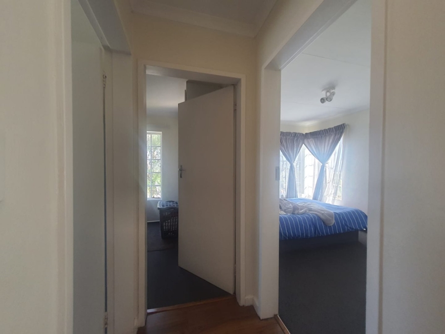 2 Bedroom Property for Sale in Radiokop Gauteng