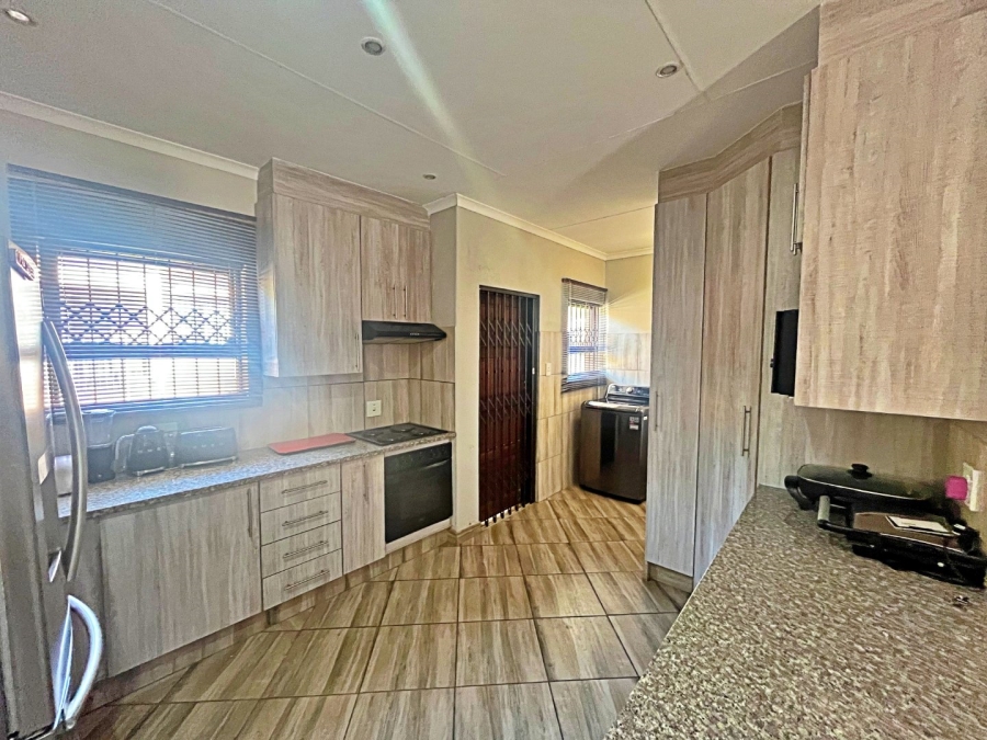 3 Bedroom Property for Sale in Pretoria North Gauteng