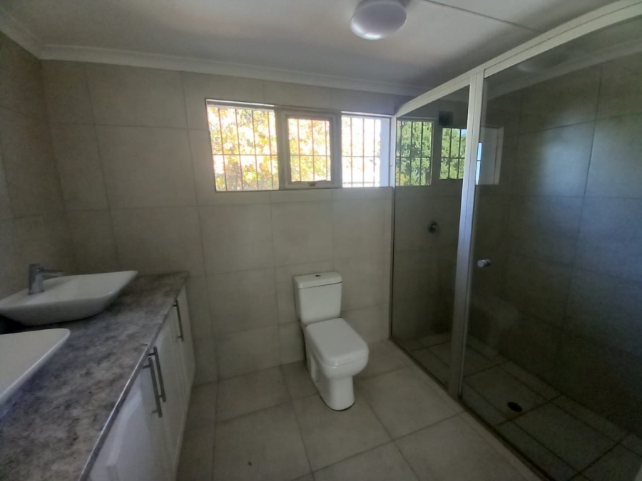 4 Bedroom Property for Sale in Constantia Kloof Gauteng