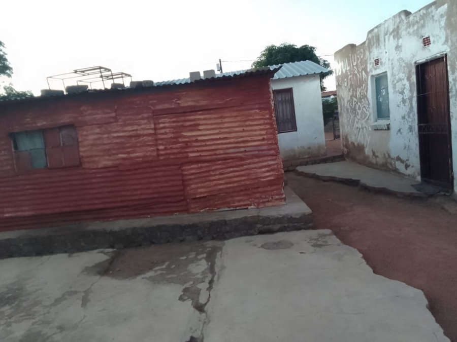 2 Bedroom Property for Sale in Soshanguve Nn Gauteng