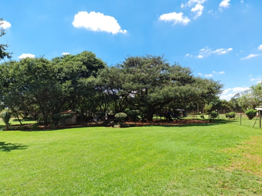 4 Bedroom Property for Sale in Glen Austin Gauteng