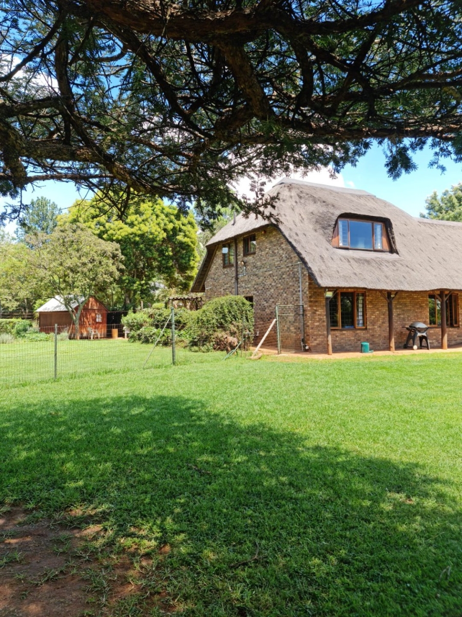 4 Bedroom Property for Sale in Glen Austin Gauteng