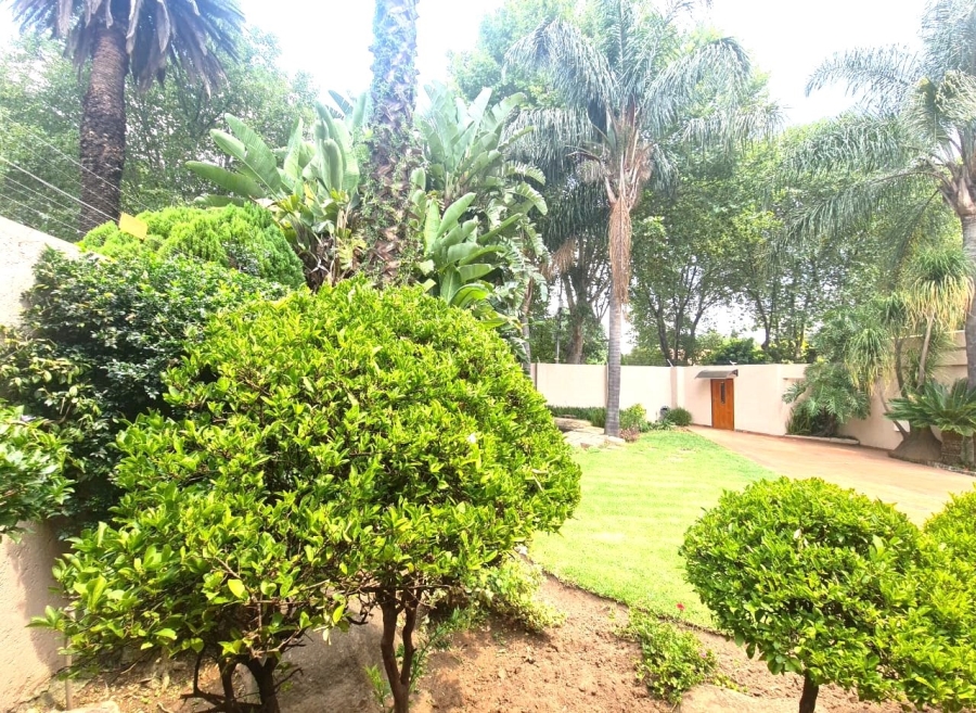 4 Bedroom Property for Sale in Orchards Gauteng