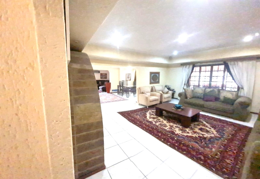 4 Bedroom Property for Sale in Orchards Gauteng