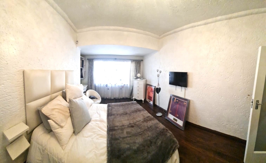 4 Bedroom Property for Sale in Orchards Gauteng