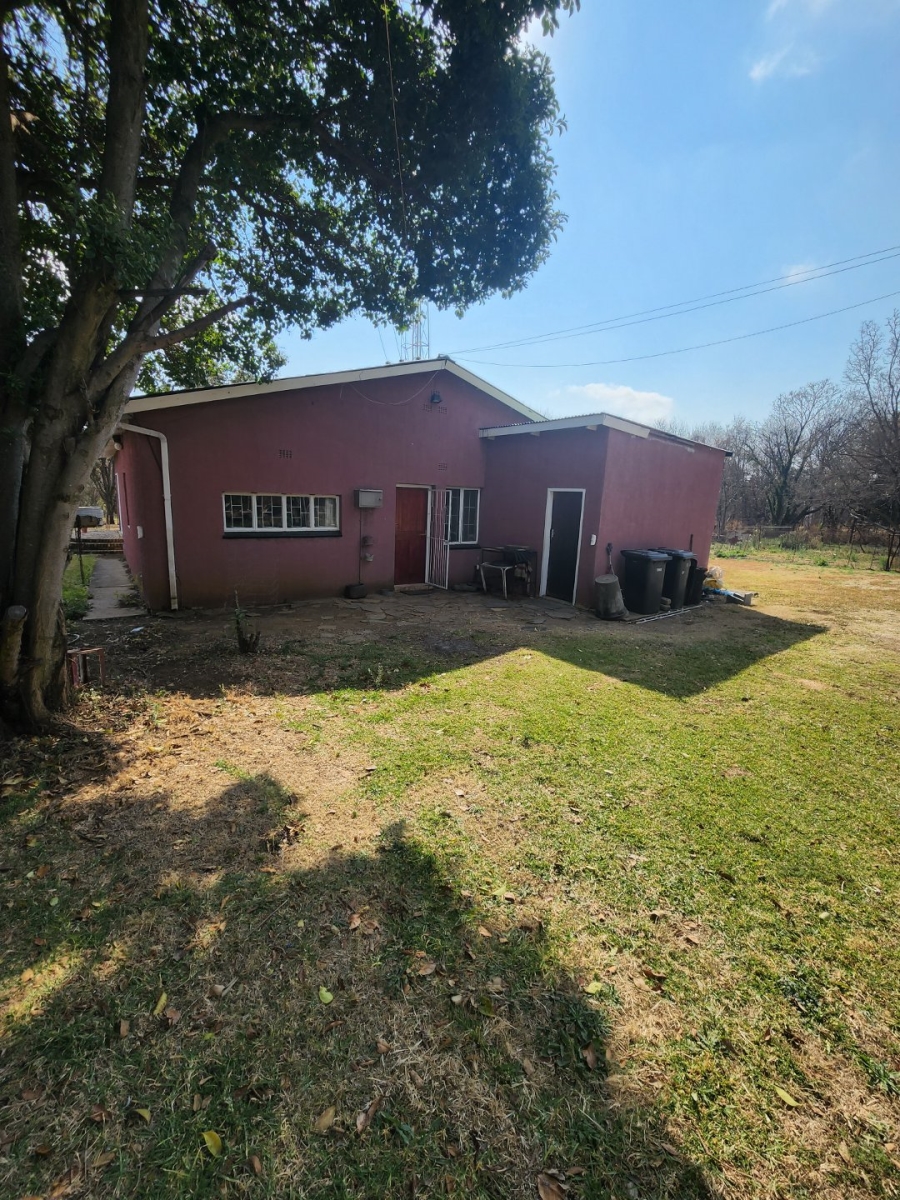 To Let 2 Bedroom Property for Rent in Elandsfontein A H Gauteng