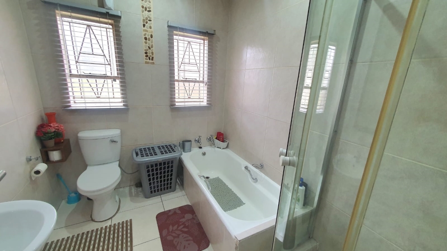 3 Bedroom Property for Sale in The Reeds Gauteng