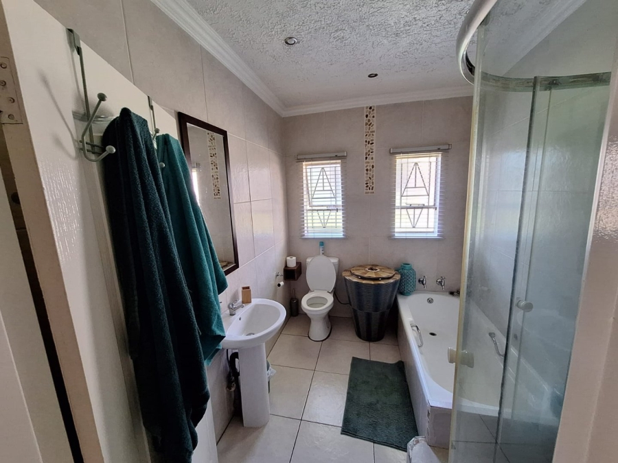 3 Bedroom Property for Sale in The Reeds Gauteng