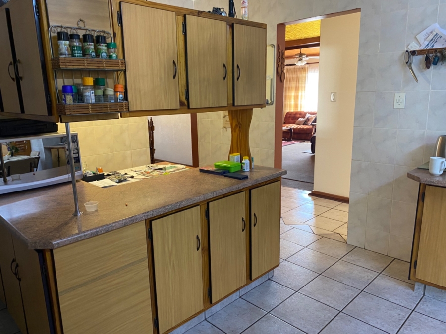 4 Bedroom Property for Sale in Vanderbijlpark SE 2 Gauteng