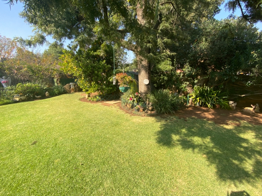 4 Bedroom Property for Sale in Vanderbijlpark SE 2 Gauteng