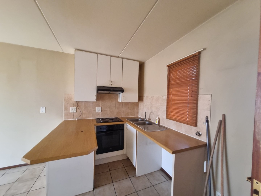 1 Bedroom Property for Sale in Ravenswood Gauteng