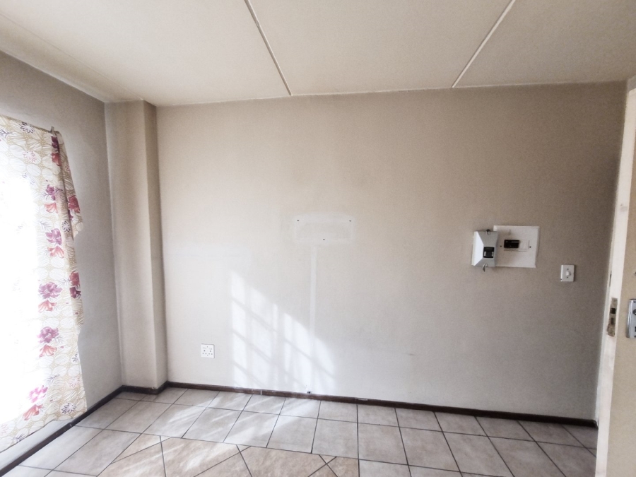 1 Bedroom Property for Sale in Ravenswood Gauteng