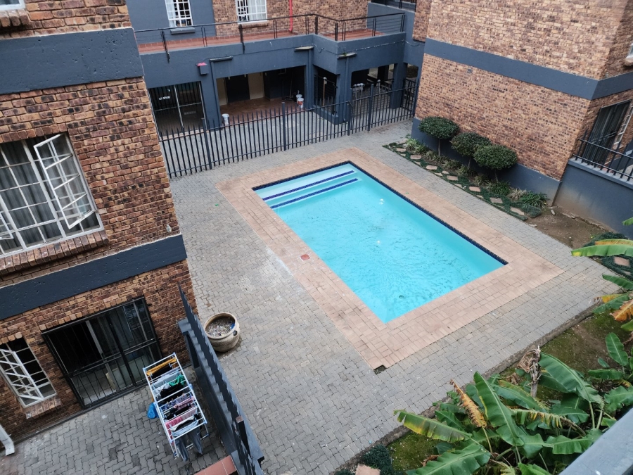 1 Bedroom Property for Sale in Ravenswood Gauteng