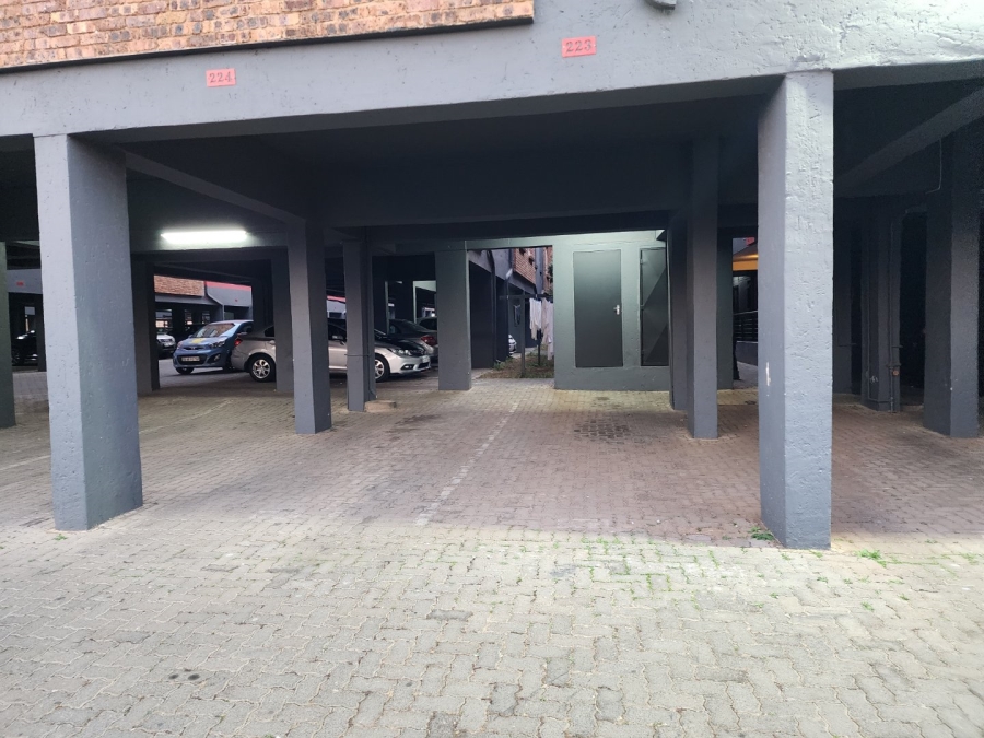 1 Bedroom Property for Sale in Ravenswood Gauteng