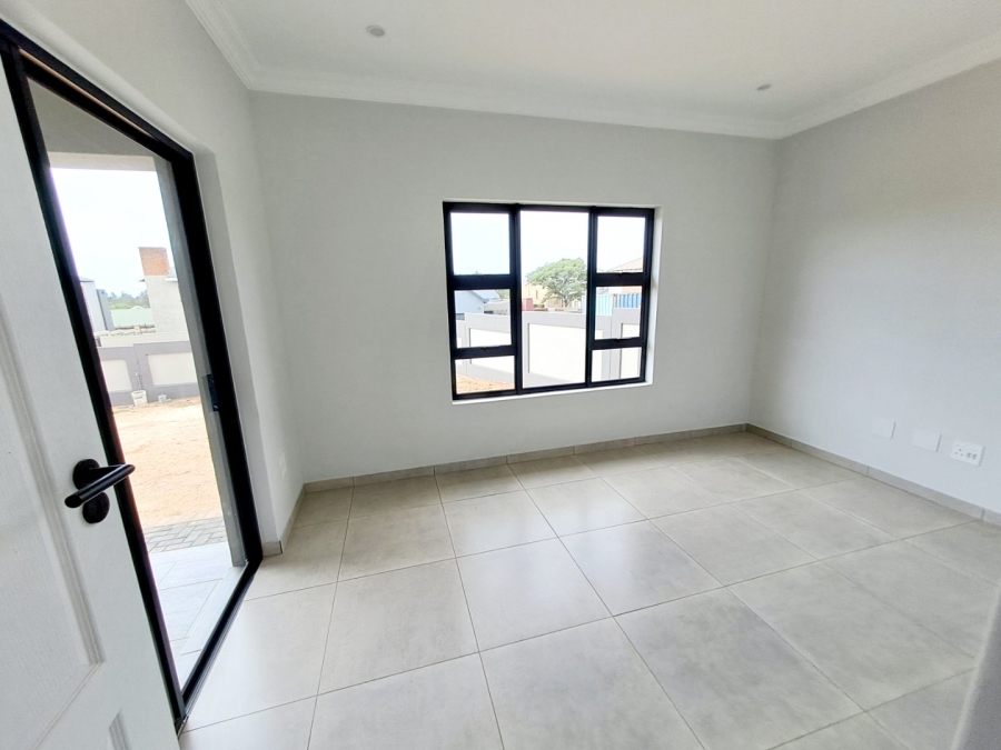 4 Bedroom Property for Sale in Roodepark Eco Estate Gauteng