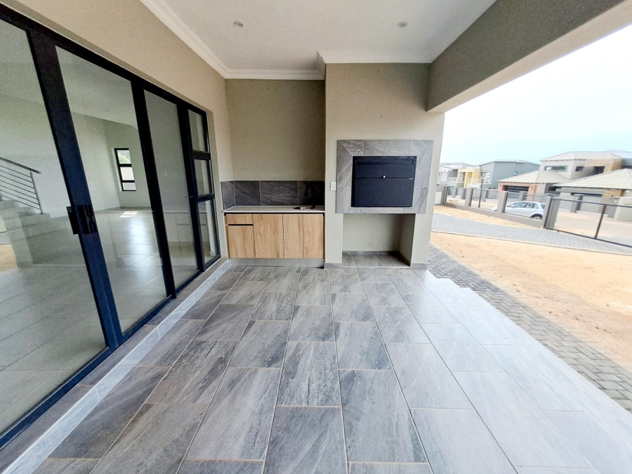 4 Bedroom Property for Sale in Roodepark Eco Estate Gauteng