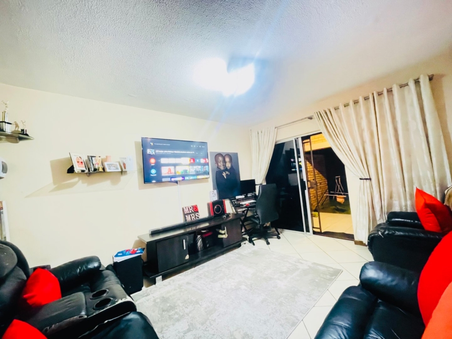 2 Bedroom Property for Sale in Sagewood Gauteng