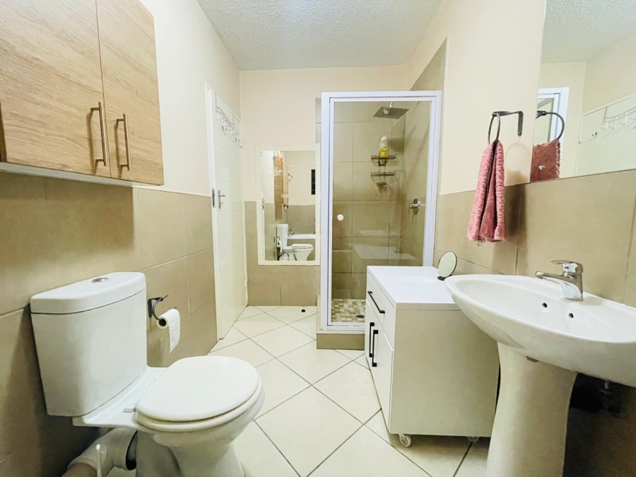 2 Bedroom Property for Sale in Sagewood Gauteng