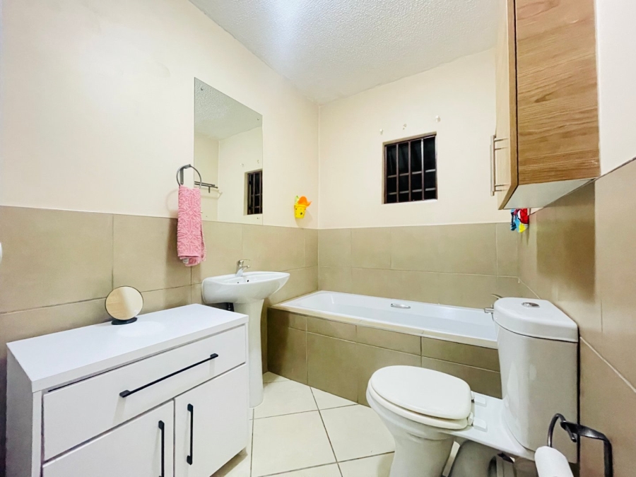 2 Bedroom Property for Sale in Sagewood Gauteng