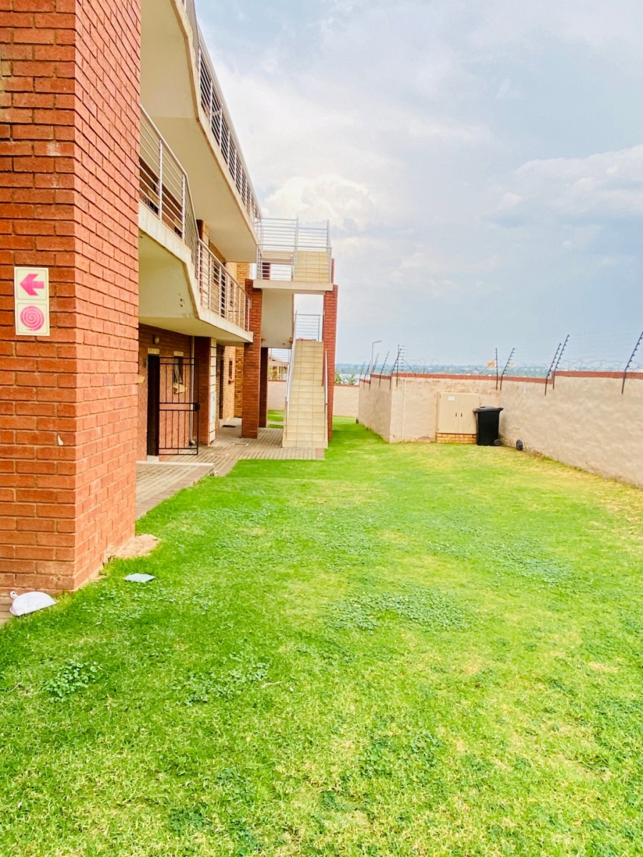 2 Bedroom Property for Sale in Sagewood Gauteng