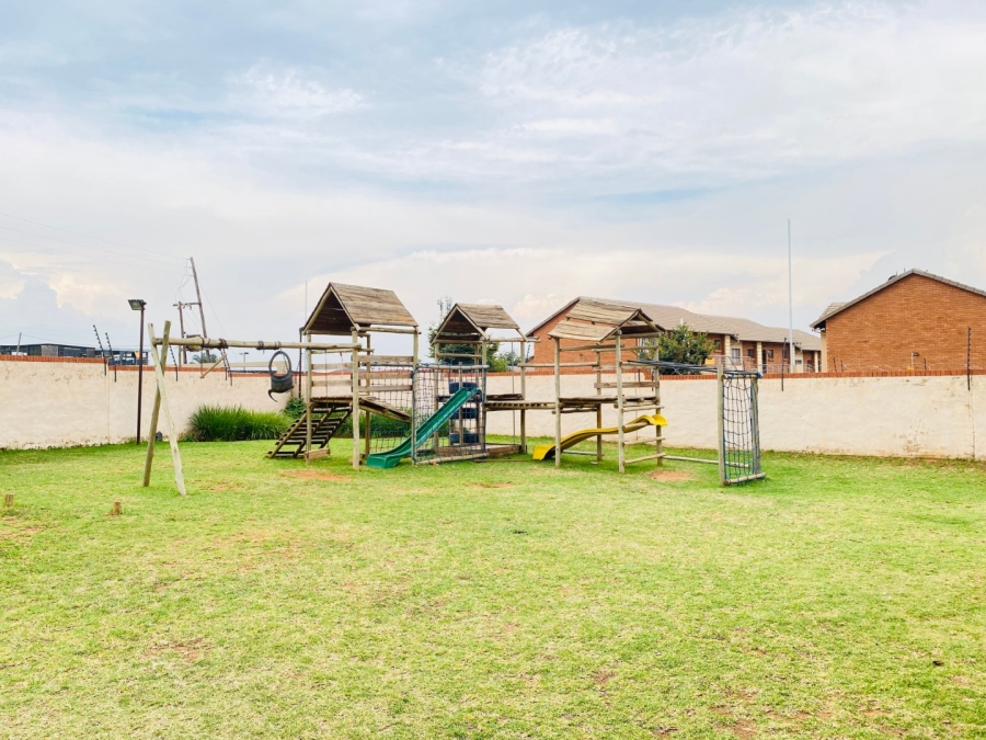 2 Bedroom Property for Sale in Sagewood Gauteng