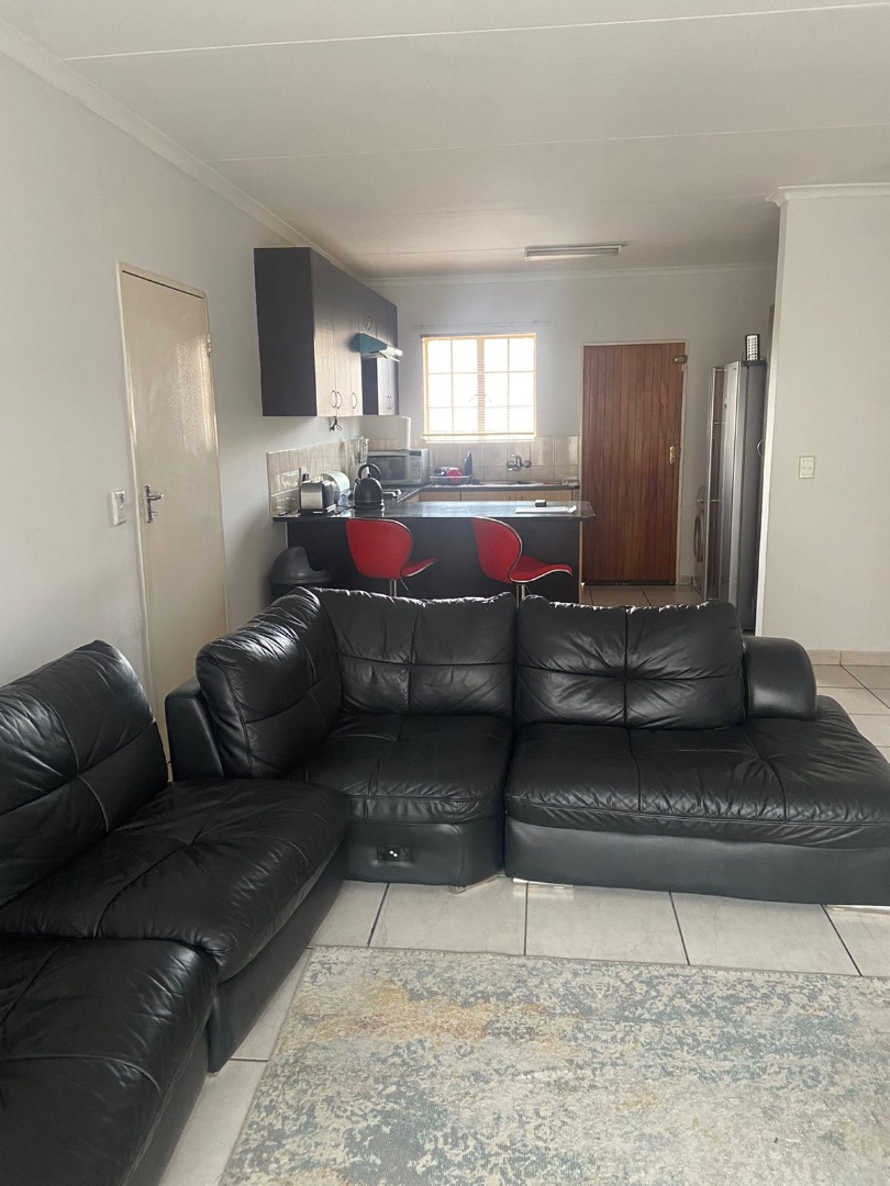 To Let 3 Bedroom Property for Rent in Kosmosdal Gauteng