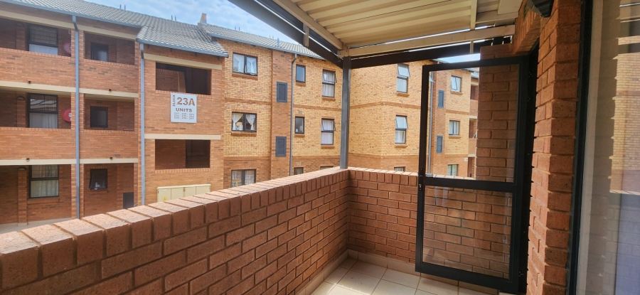 2 Bedroom Property for Sale in Boardwalk Gauteng