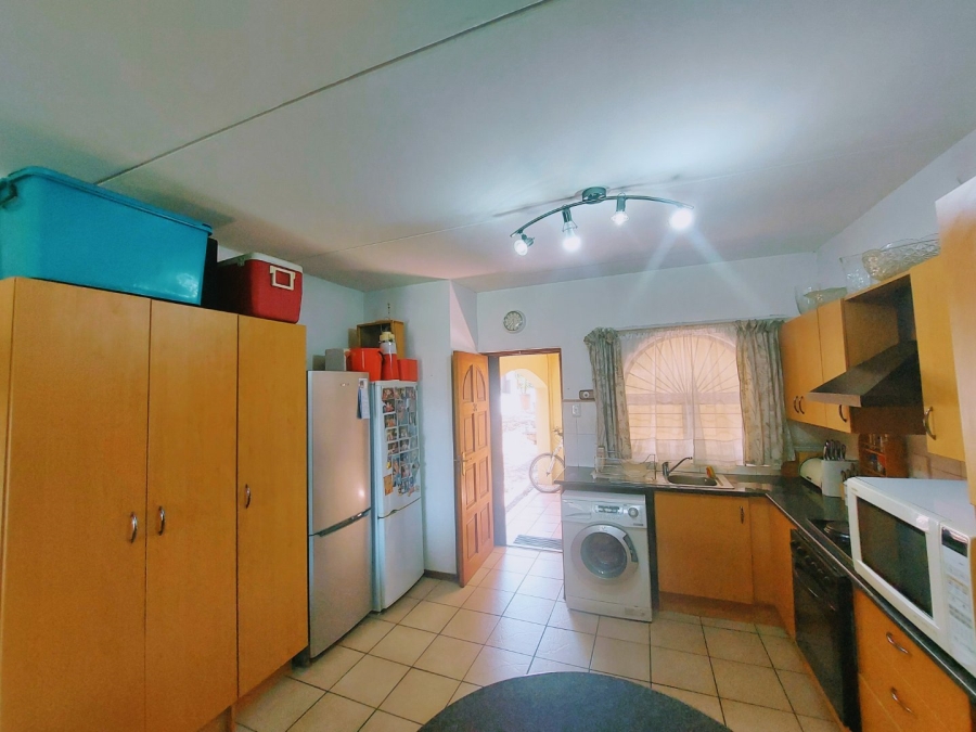 2 Bedroom Property for Sale in North Riding Gauteng