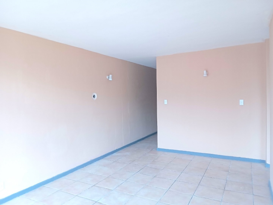 To Let 2 Bedroom Property for Rent in Florida Gauteng