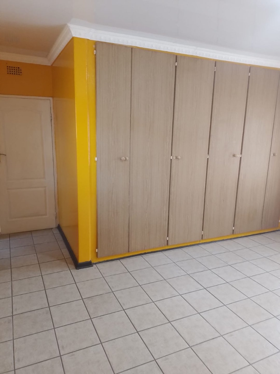 To Let 4 Bedroom Property for Rent in Hillshaven Gauteng
