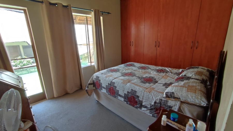 4 Bedroom Property for Sale in Zwartkop Gauteng