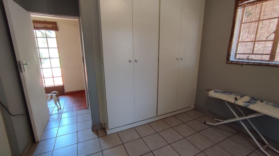 4 Bedroom Property for Sale in Zwartkop Gauteng