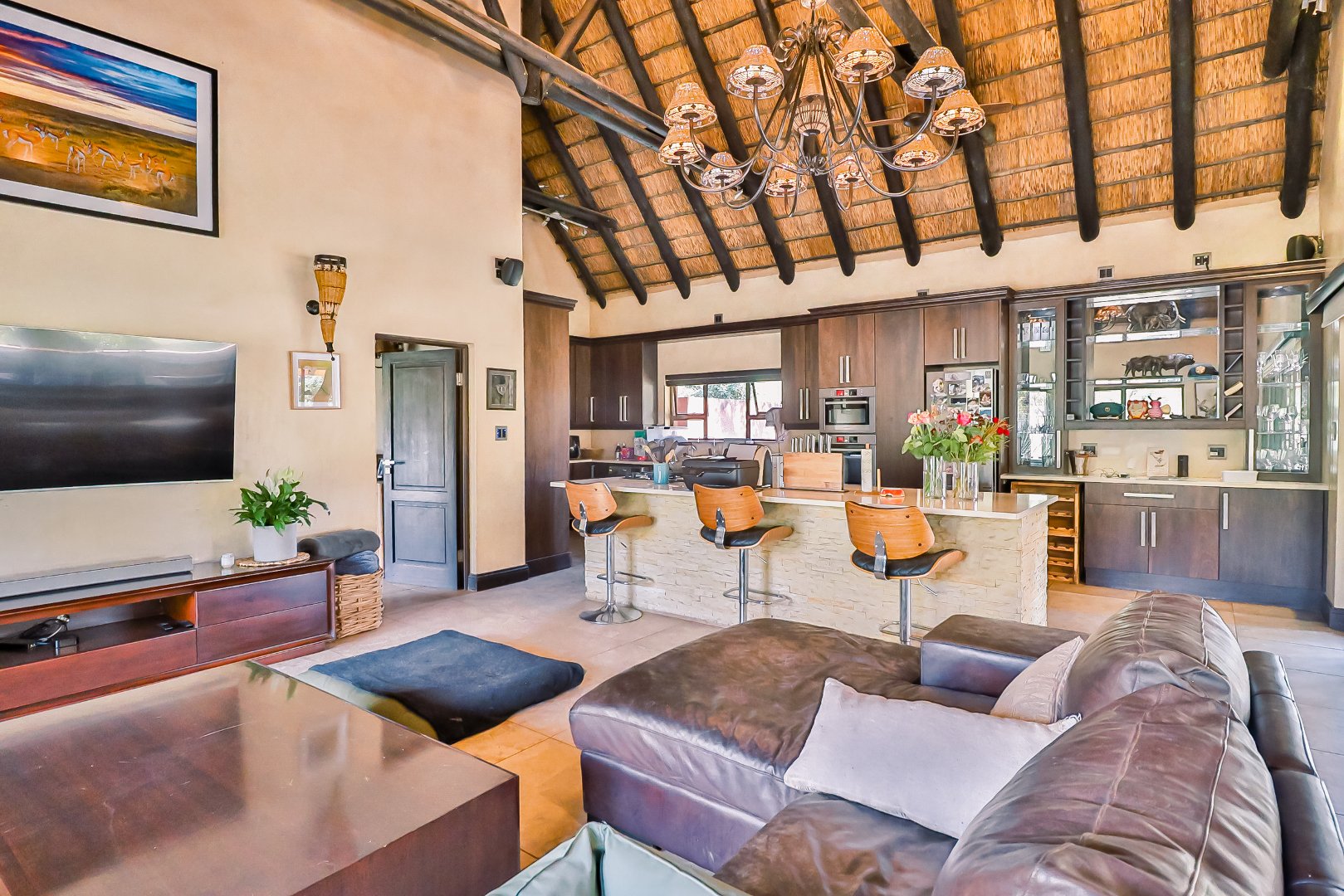 9 Bedroom Property for Sale in Dinokeng Game Reserve Gauteng