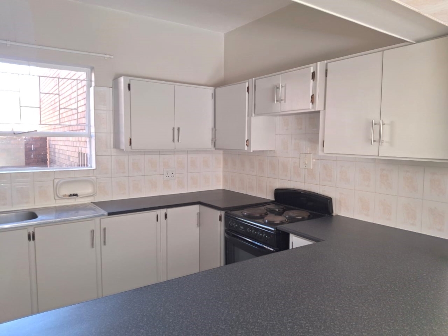 3 Bedroom Property for Sale in Wierda Park Gauteng