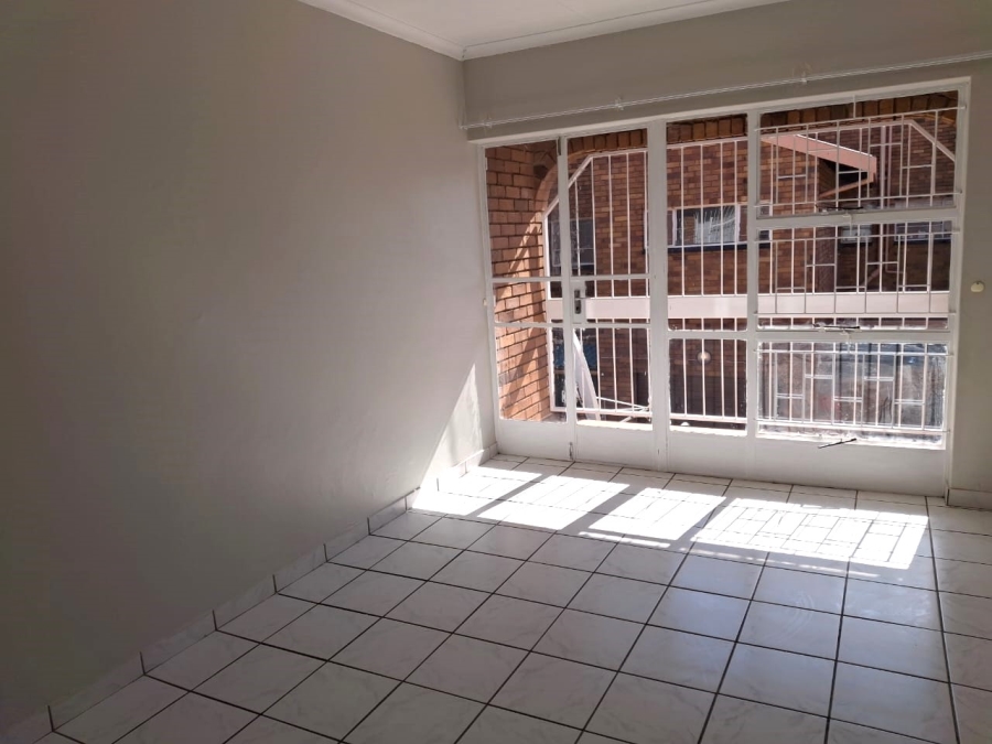 3 Bedroom Property for Sale in Wierda Park Gauteng