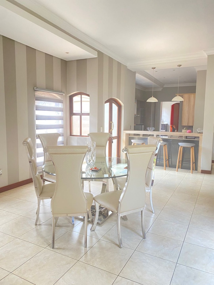 4 Bedroom Property for Sale in Maroeladal Gauteng