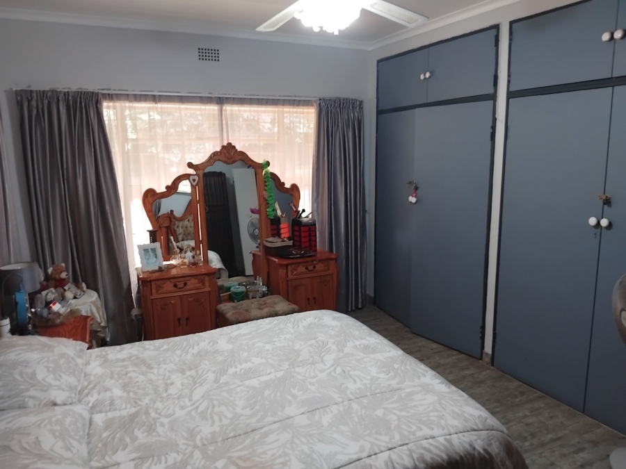 4 Bedroom Property for Sale in Edenvale Central Gauteng