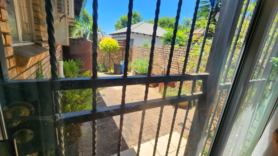 3 Bedroom Property for Sale in Ninapark Gauteng